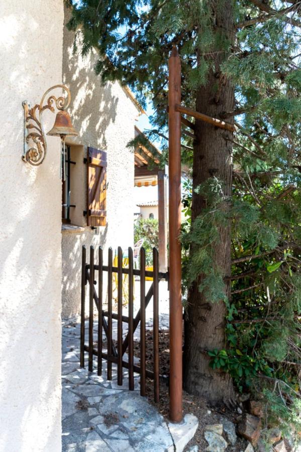 شقة Cosy Studio Just A Stone'S Throw From The Beach سانت ماكسيم المظهر الخارجي الصورة